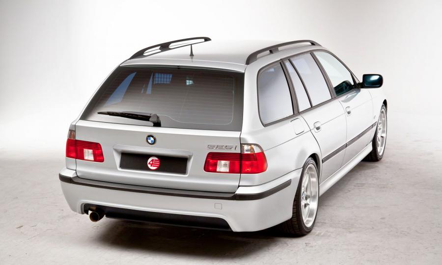  BMW 525i Touring M Sport Package 2002 года  (UK) (фото 20 из 25)